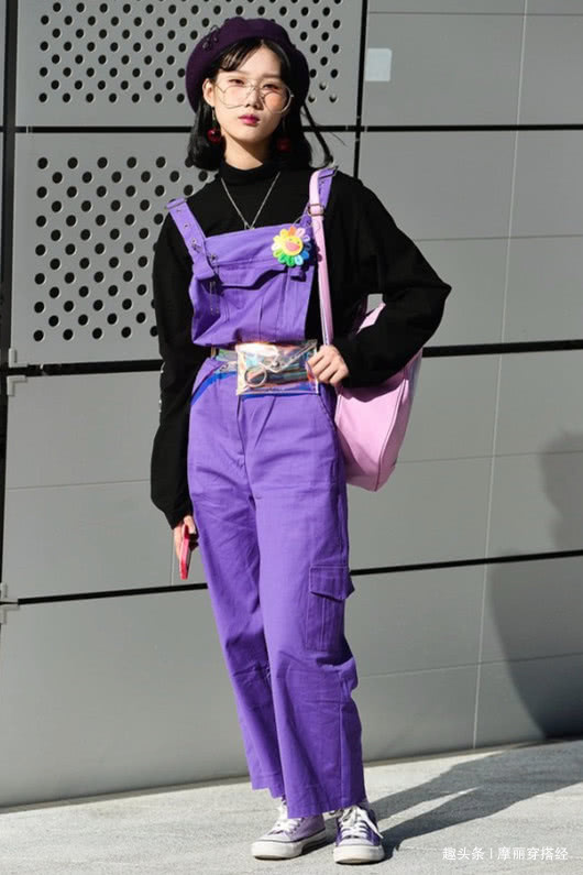 大长腿 小白鞋要“失宠”了,快与彩色帆布鞋来场浪漫邂逅,元气满满