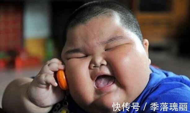 医生|3岁小男孩胖达120斤,智力超乎常人,医生的话让母亲难以接受