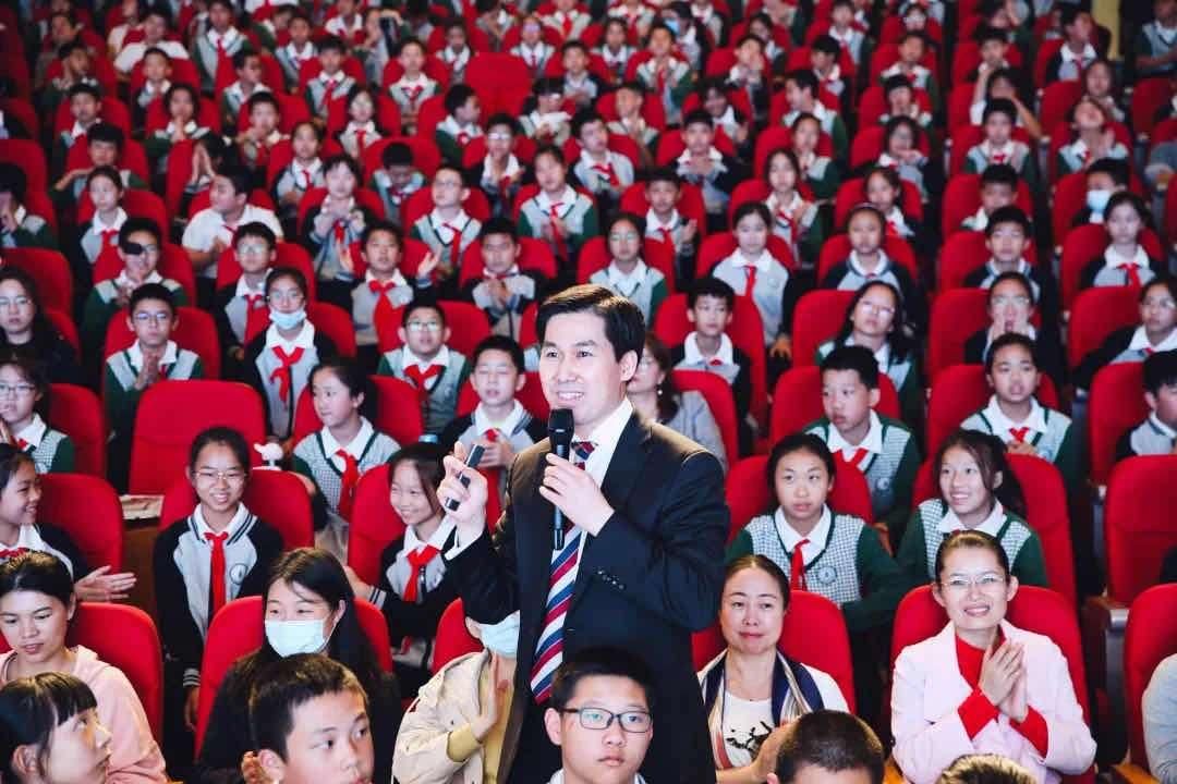 10数万儿童获益，浙大二院有个光明党支部|医心向党| 宣讲团