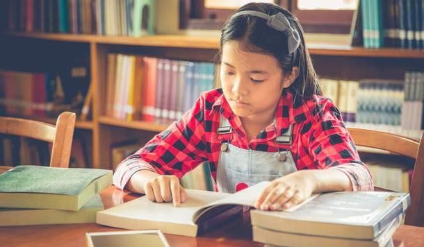 孩子学习不主动，家长用了这4招，主动学习不发愁