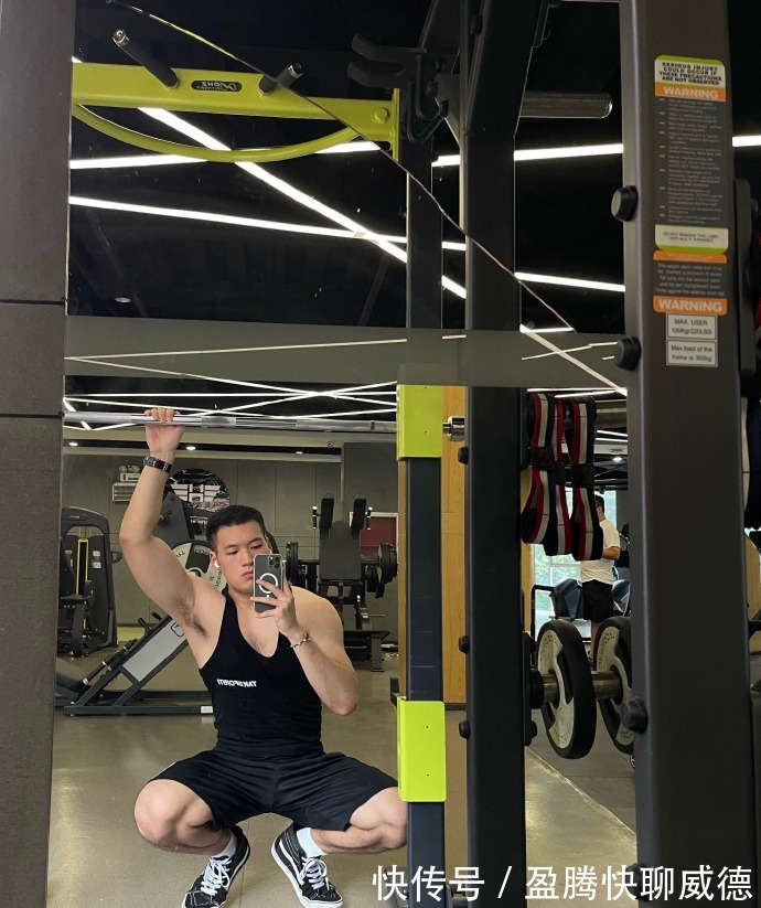 爆棚|又壮又帅的肌肉小哥,练就霸气麒麟臂,荷尔蒙爆棚,男友力十足!