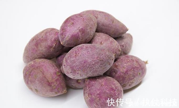 女性|女性45岁后,3种碱性食物,若能经常吃点,雌激素充足,更显年轻