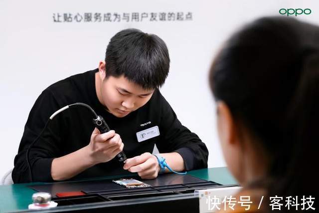 OPPO|OPPO每年卖那么多手机，服务跟得上吗？深挖后有全新认知