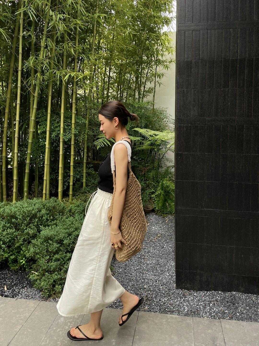 时尚博主|简约又精致,原来60+还能这样穿,减龄太多了吧?