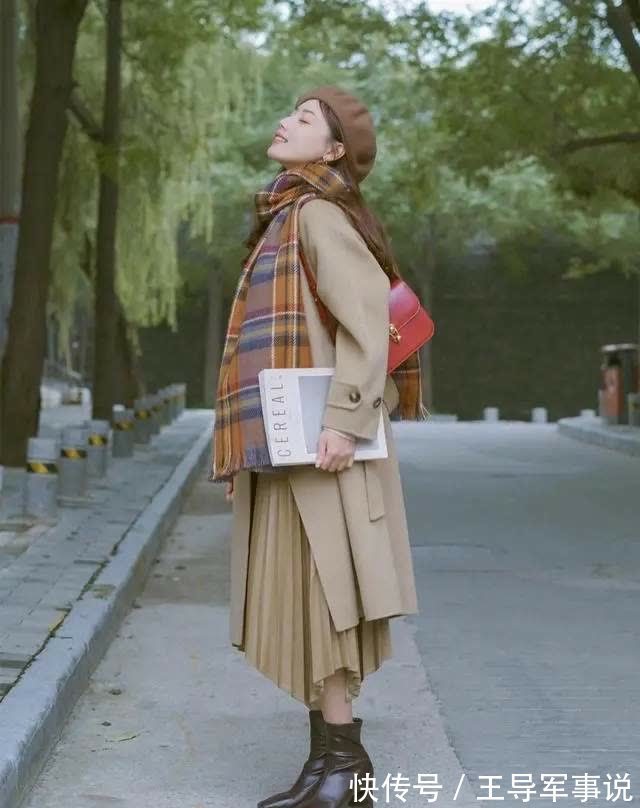 技巧 “大衣+靴子”有哪些穿搭技巧?打造超高回头率,为气质加分