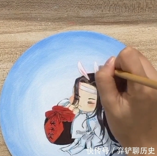 美术生#美术生手绘Q版蓝忘机,扶着酒坛睡大觉,网友:又喝大了