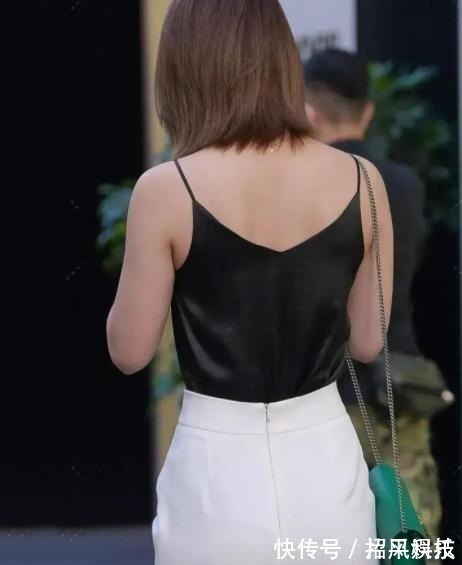 黑白风 时尚黑白风穿搭,性感吊带搭包臀鱼尾裙,优雅又气质