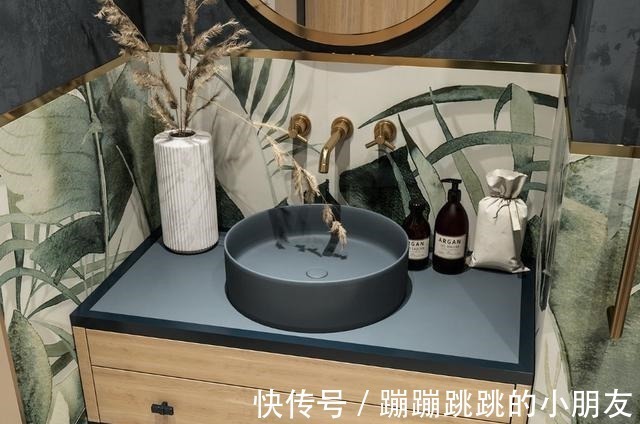 灯源|53岁阿姨独居33㎡公寓,房屋设计让人赏心悦目,高级又耐看!