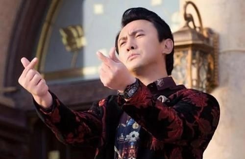 小伙子一夜暴富,花4000萬請拉菲特吃飯,竟然吃了個烤大腰子