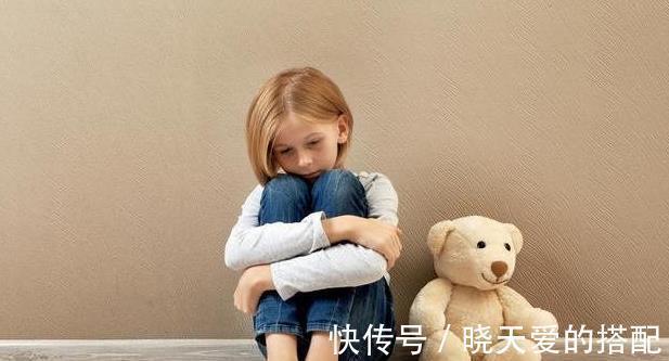 自卑倾向|孩子出现这三种异常表现,说明他有自卑倾向,家长一定要重视