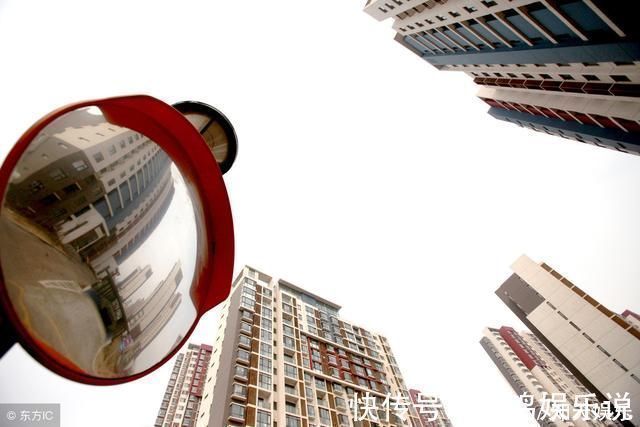 签合同|买房签合同时“这行字”如果没认真看,可能一下子损失几十万!