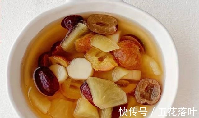 养生厨房|冬天，遇见这水果别手软，用来炖一锅，营养滋补，顺应时节身体好！