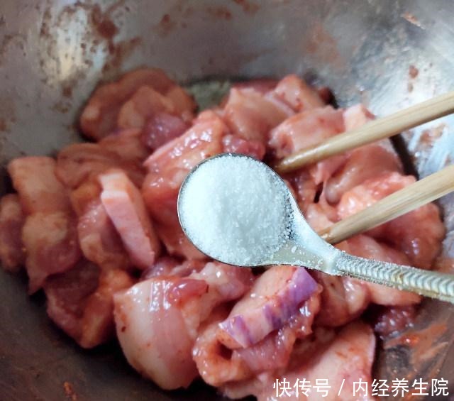 空气炸锅烤蜜汁五花肉,厚切的五花肉,吃得过瘾