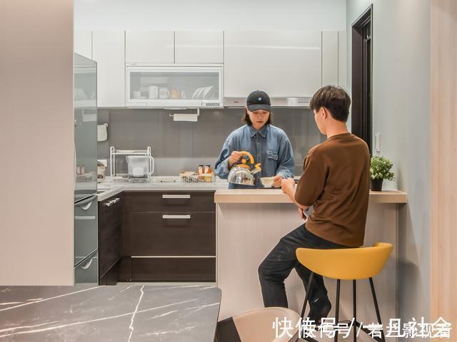 石纹|展开怀抱迎接无拘的晚年人生，89平米清新双人寓所，自由和谐