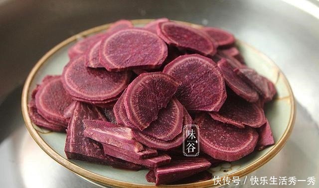 入秋了,此碱性食物我家必食,做成糕点蒸着吃,香甜软糯,真解馋