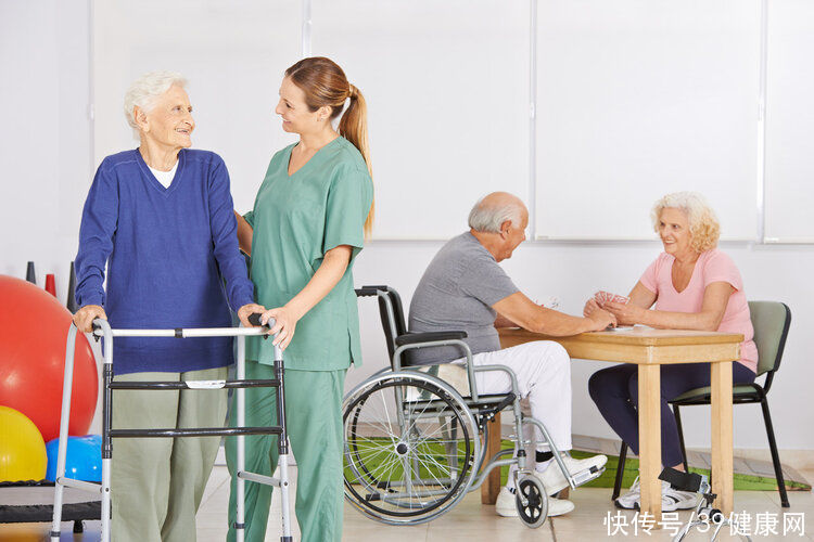 口袋|一个人失去了肛门会怎样？“造口人”的痛苦与尴尬处境，谁能懂？