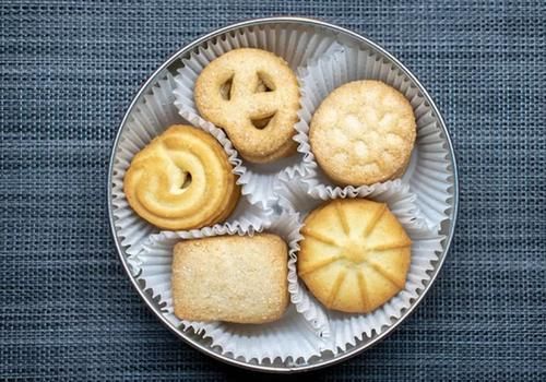 世卫组织|每年致死50万人！“健康杀手”反式脂肪，常藏在这9类食物里