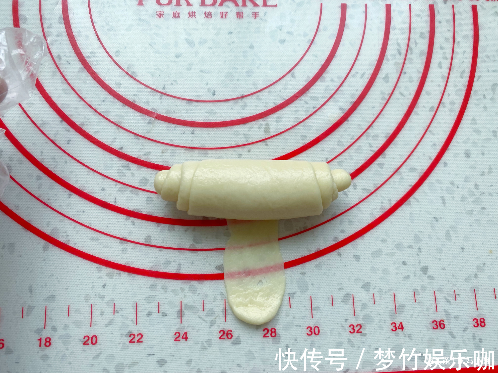 黄油|用了九年的面包配方，奶香浓郁又拉丝，做法简单，比买的好吃