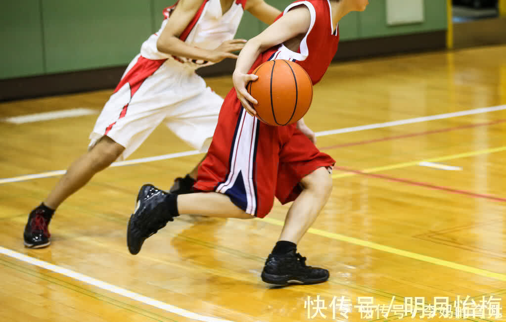 果汁|12岁男孩一年长18公分,儿科大夫:3种习惯保持好,孩子不愁长不高