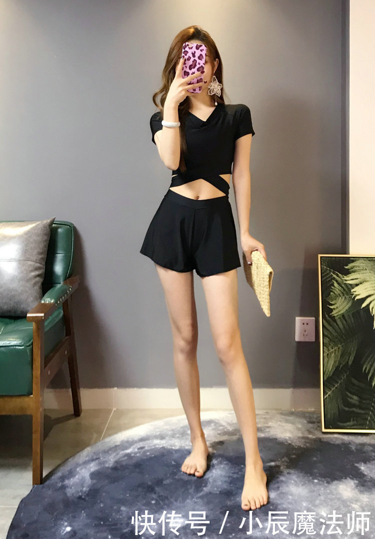 女人味|比基尼穿搭出优雅的女人味,好看流行很显身材显腿长,穿出时尚感