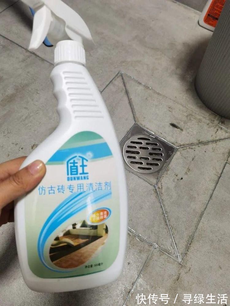 污渍|卫生间千万不要贴这种瓷砖,看看我的惨痛教训