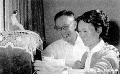 溥仪|末代皇帝溥仪去上户口,家庭地址上只填了三个字,吓坏登记员!