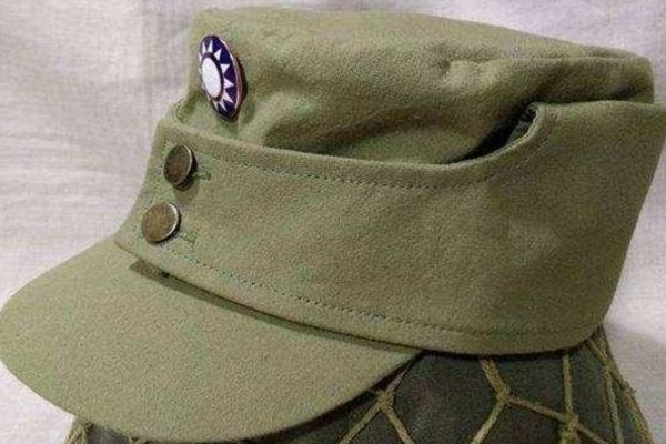 八路军|八路军帽子上的两颗扣子有什么意义只可惜很少有人知道