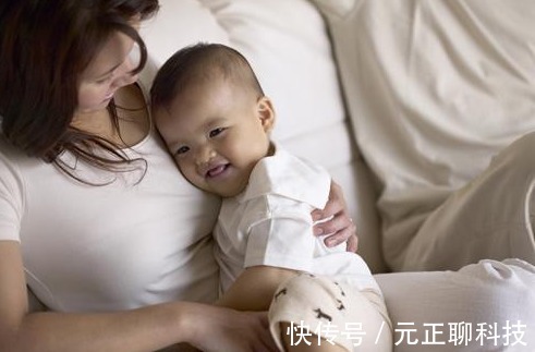 语言能力|宝宝什么时候会喊“妈妈”这个月龄之前喊出来，说明智力发育好