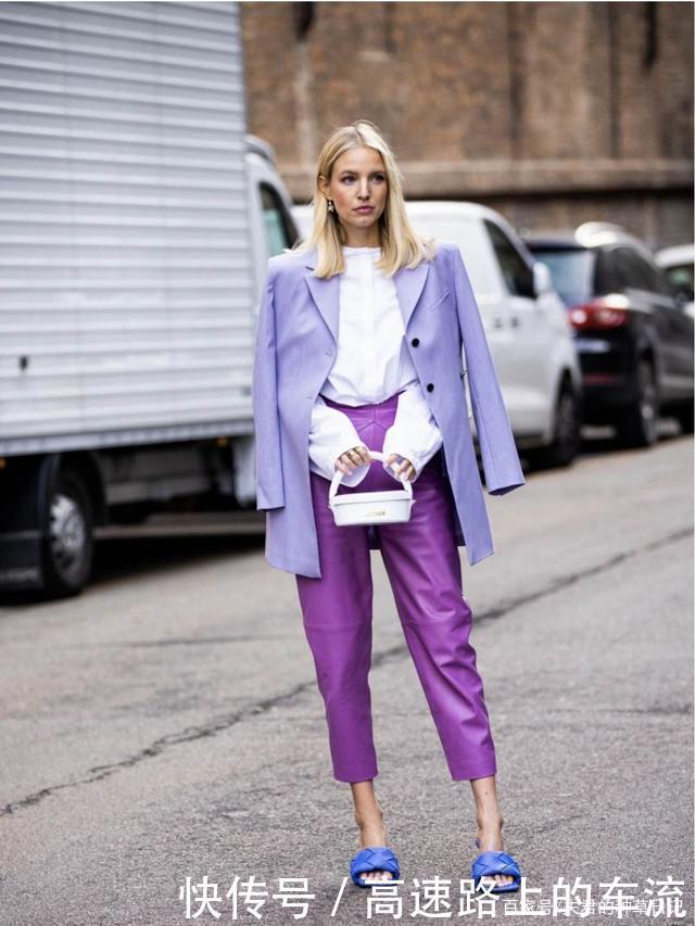 奔四的女人,少穿“花”衣服,多穿这3种颜色的衣服,减龄又显白