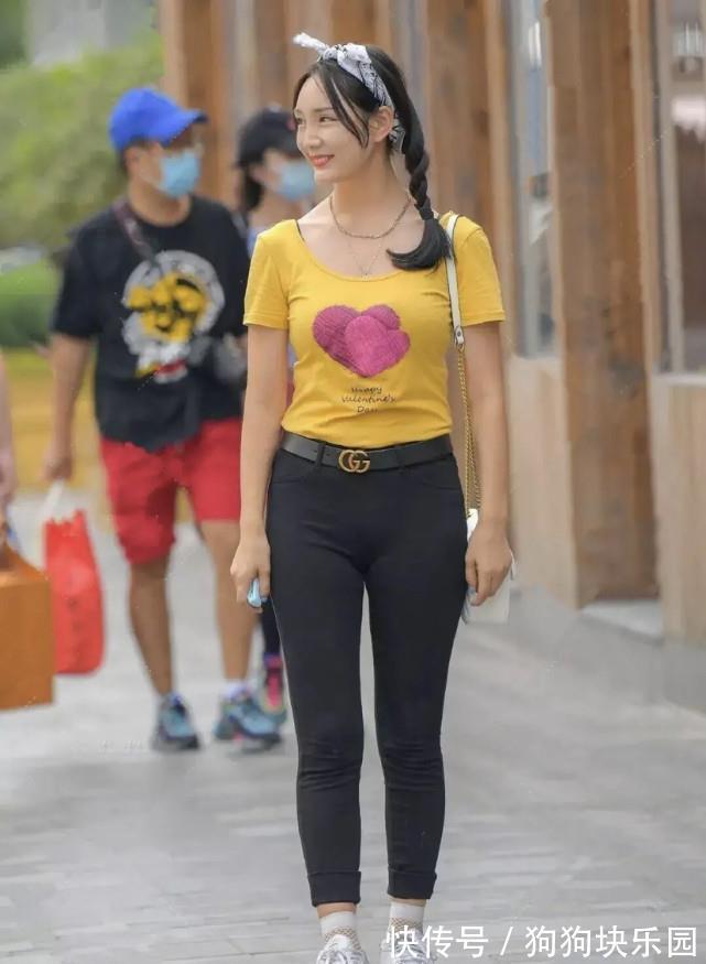 穿衣 可爱妹子怎么穿衣?不要触碰穿搭“雷区”,按部就班想不美都难!