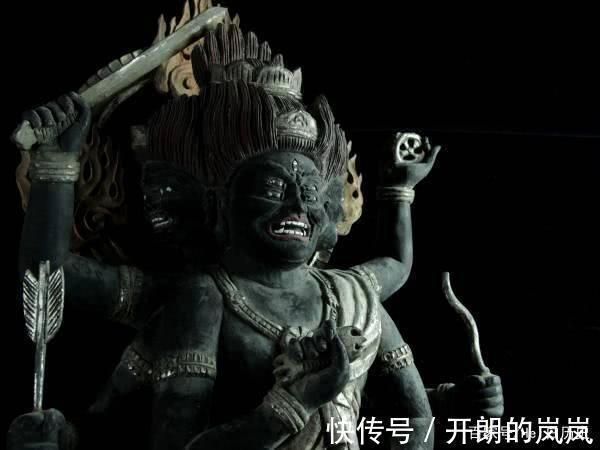 战国时期!在日本战国时期,有2个宗教势力作乱,后都被织田信长镇压