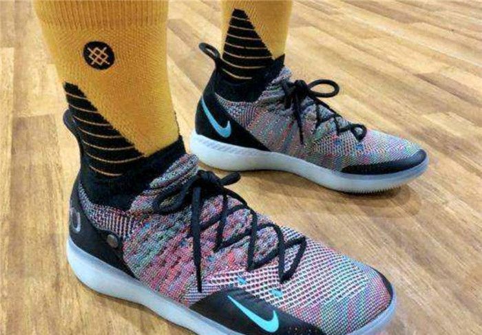 zoom 减轻足部的不适感这5个“高性能球鞋”,爱玩的你值得你的脚