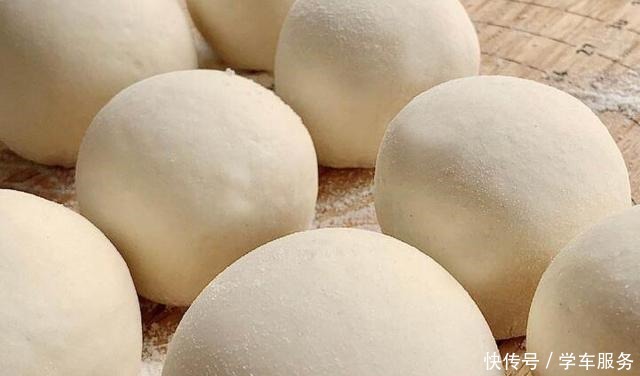 戗面馒头好吃有诀窍,戗面是关键,按照这个比例,馒头香软有嚼劲!