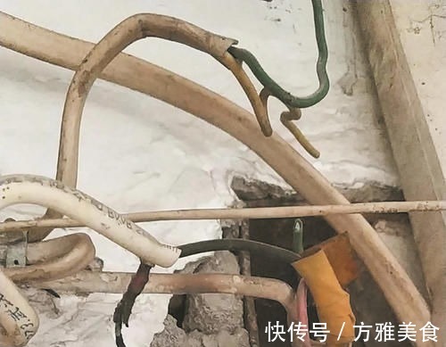电线|装修房子时电线都埋在墙壁里,如果线路老化,应该如何更换