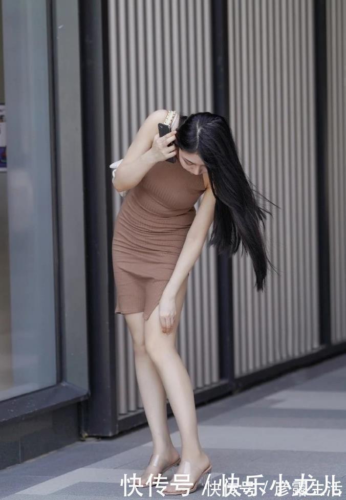 s型曲线|气质美女长得这么高级!我妈喜欢的类型,我很想请她吃饭聊天