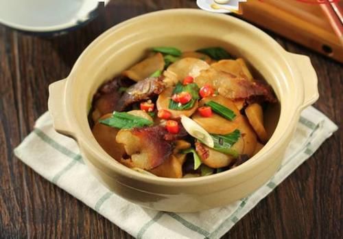 杏鲍菇别只烧着吃了，试试这新方法，更香更好吃！