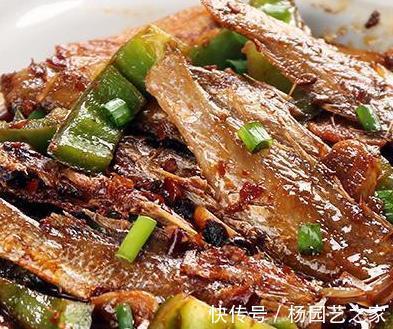 软黄金|人到中老年:不论有钱没钱!建议多吃“软黄金”,胜过天天人参汤