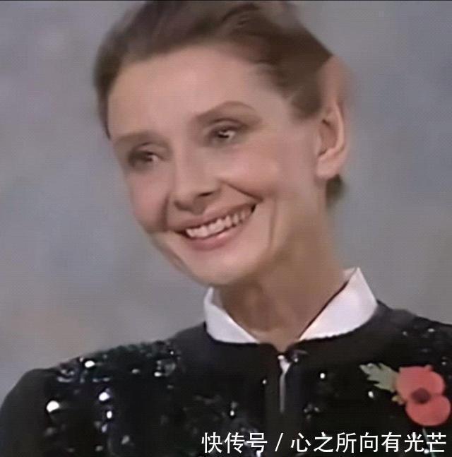 皱纹|为何有些女人长了皱纹依然灵动无关会保养,这些原因少有人留意