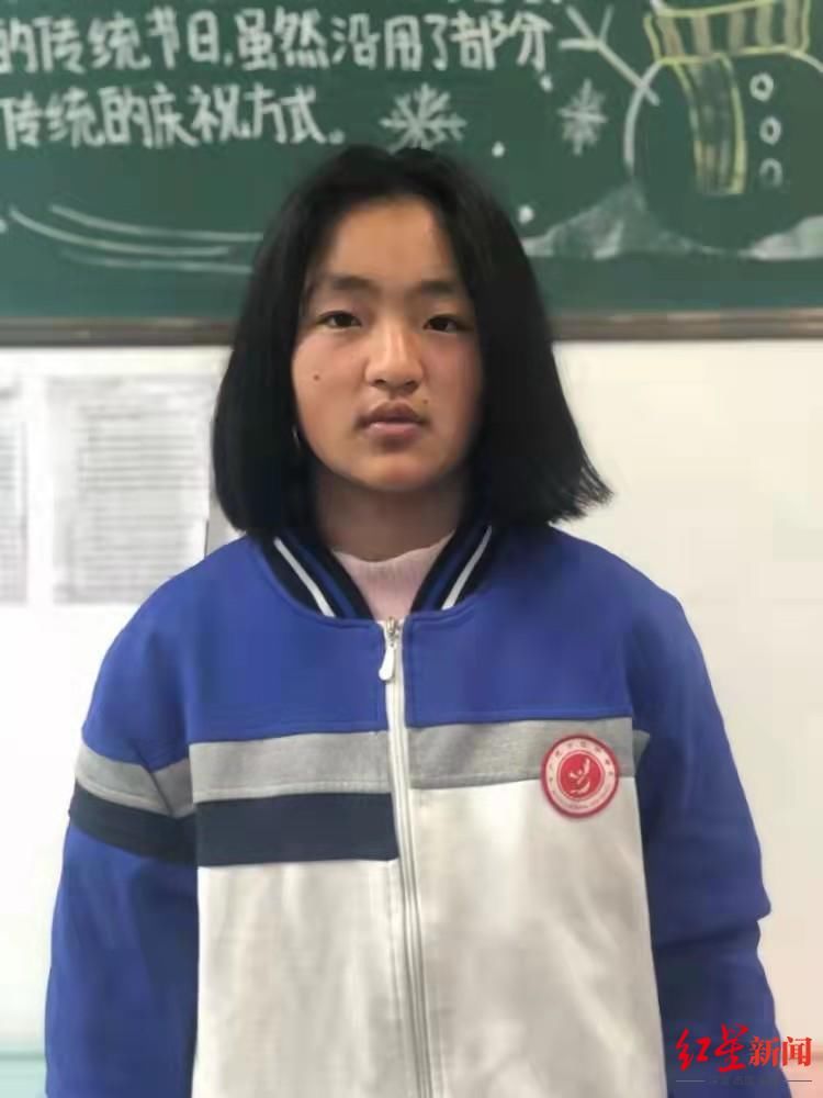 皮划艇|26岁怀孕女子跳河轻生 两名高一女生将她救起：平时热心勇敢，当时正练习皮划艇