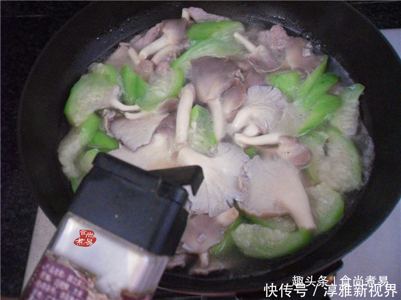  水分|此道是6月最该吃的菜，当季食材水分充足，味道鲜美保护皮肤