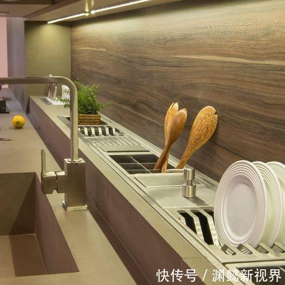 水槽|厨房小东西多,打再多的橱柜,远不如在这3个地方预留10公分实用