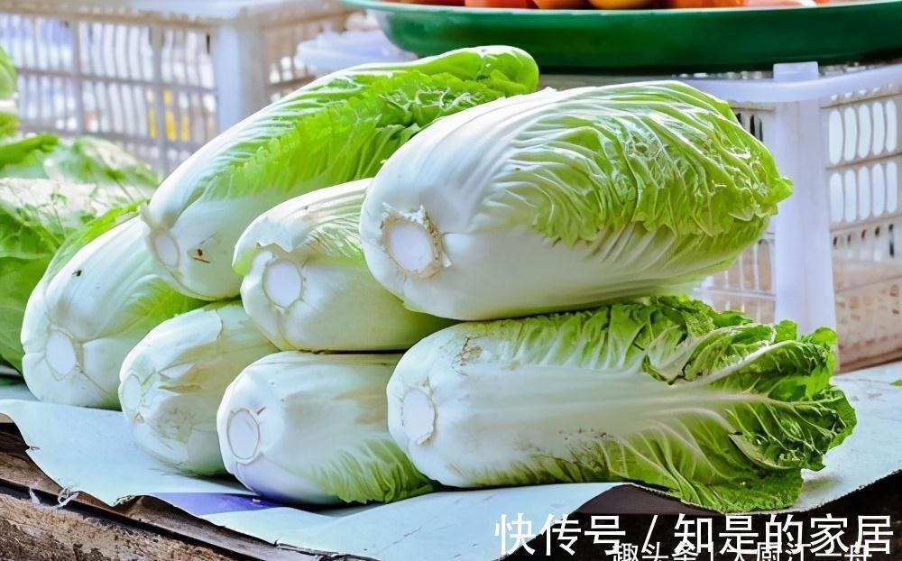 保存白菜其实很简单，教您2招，放半年照样新鲜，真的是太实用了