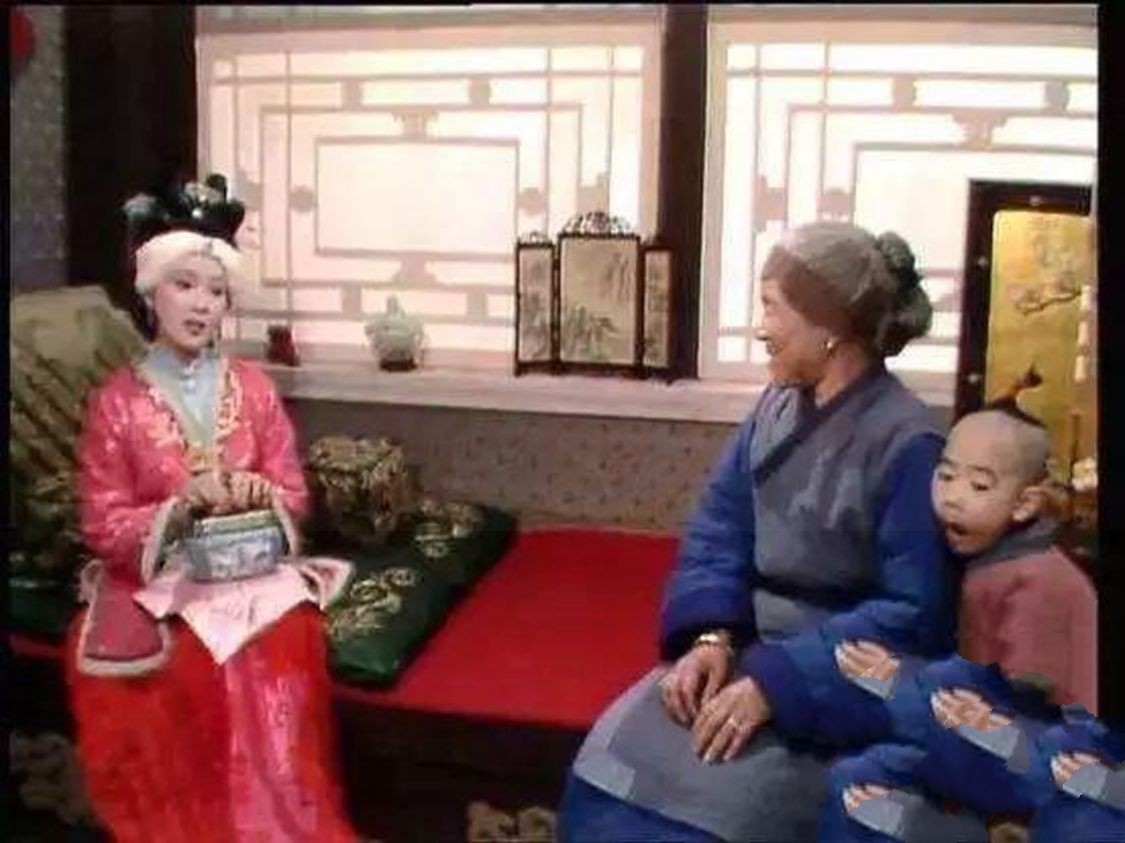 银子@《红楼梦》刘姥姥2次到贾府打秋风共得多少银两?可能有近千两