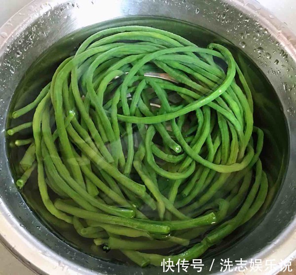 蒜蓉辣椒酱|这种蔬菜一定要焯水，很多人都没有这样做，怪不得吃多会肚子疼！
