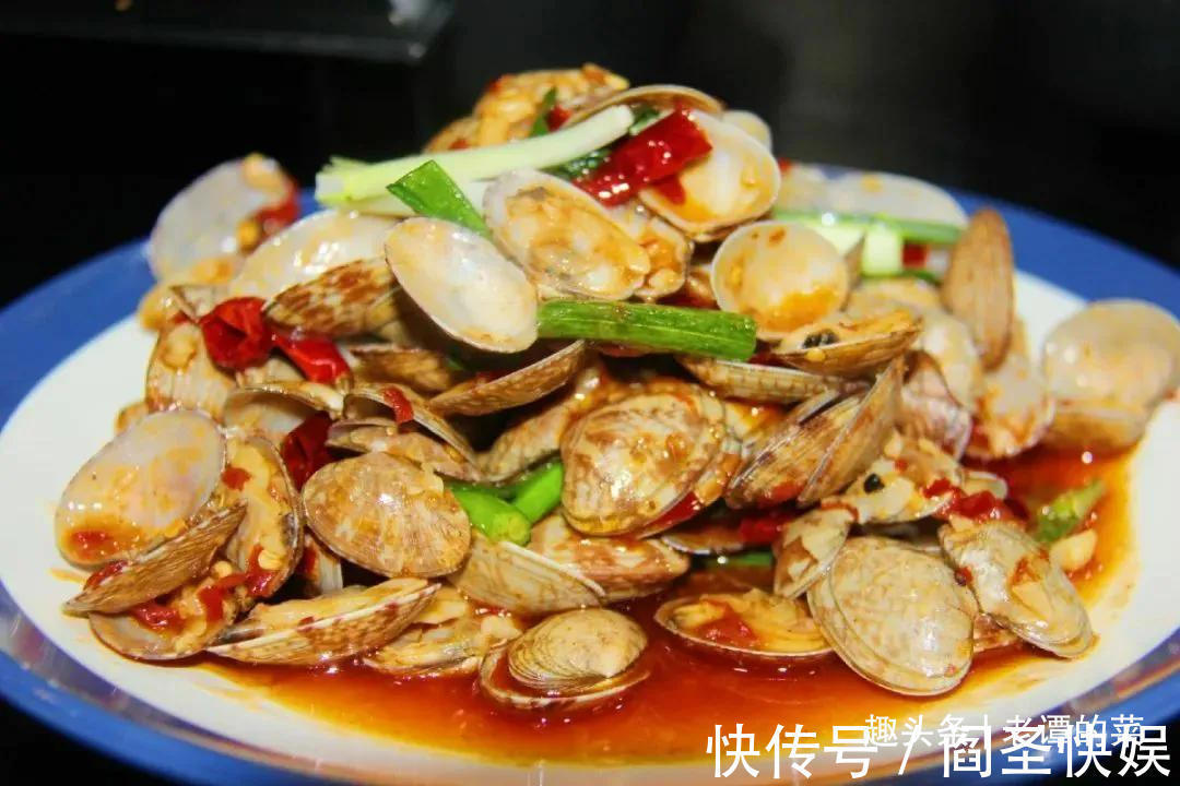 多春鱼|朋友来家做客，我做8菜1汤招待，引众多网友点赞评论太丰盛了