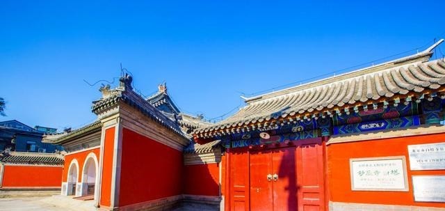  寺院|妙应寺俗称白塔寺是一座藏传佛教格鲁派寺院妙应寺始建于元朝