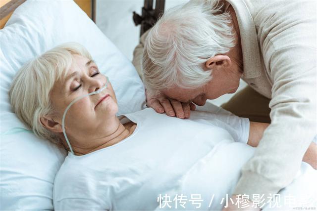 癌细胞|这4个不起眼的因素,可能都会导致肝癌的出现,中招的人不少