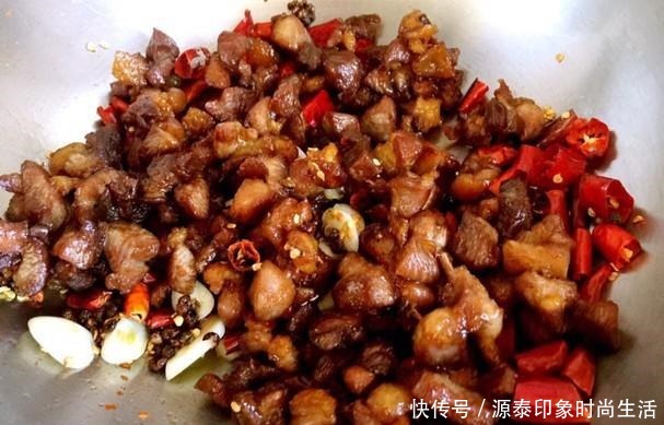 继老干妈之后,又有一种中国美食在国外爆火,老外根本停不下来
