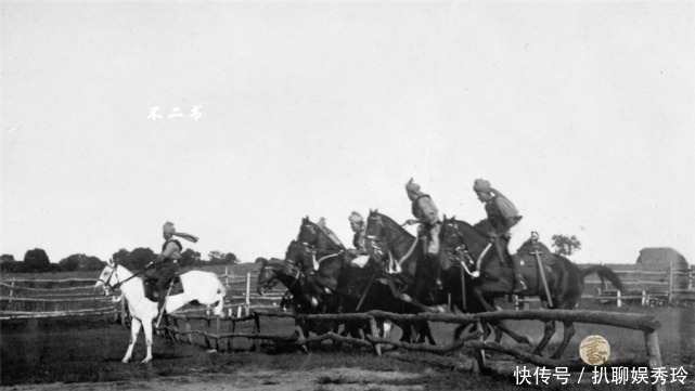 于20世纪初|老照片:被英国殖民下的印度,镜头下的助纣为虐的印度士兵