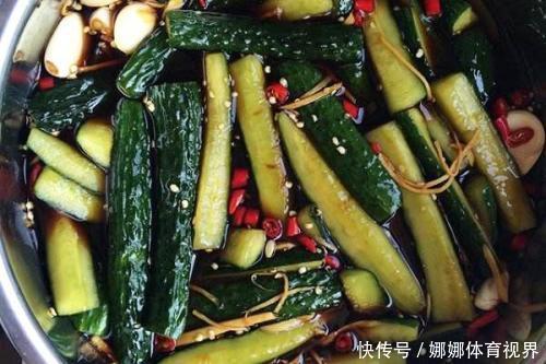 奶奶|腌黄瓜,奶奶说调味料中加点“它”,黄瓜脆爽入味